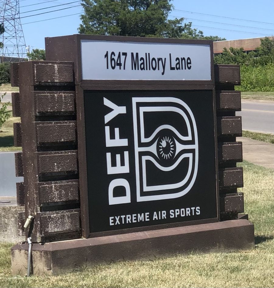 Monument sign installation at a commercial property